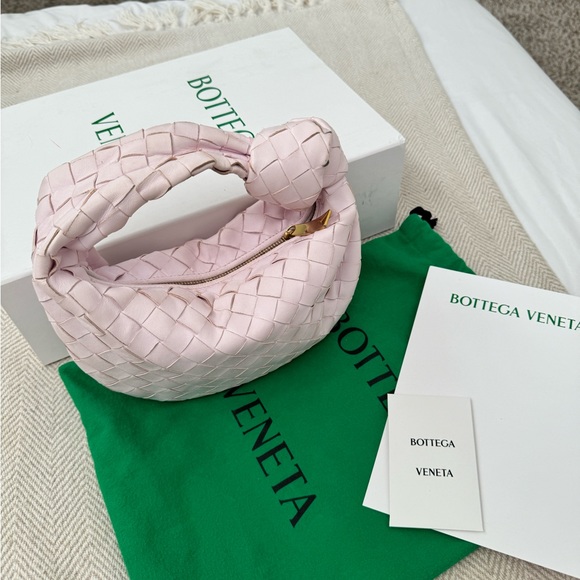 Bottega Veneta Mini Jodie - Picture 13 of 16